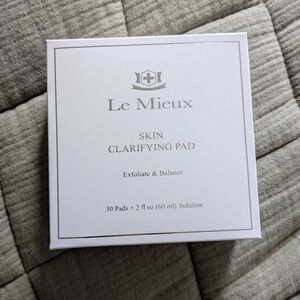 NWT Le Mieux Skin Clarifying Pads
